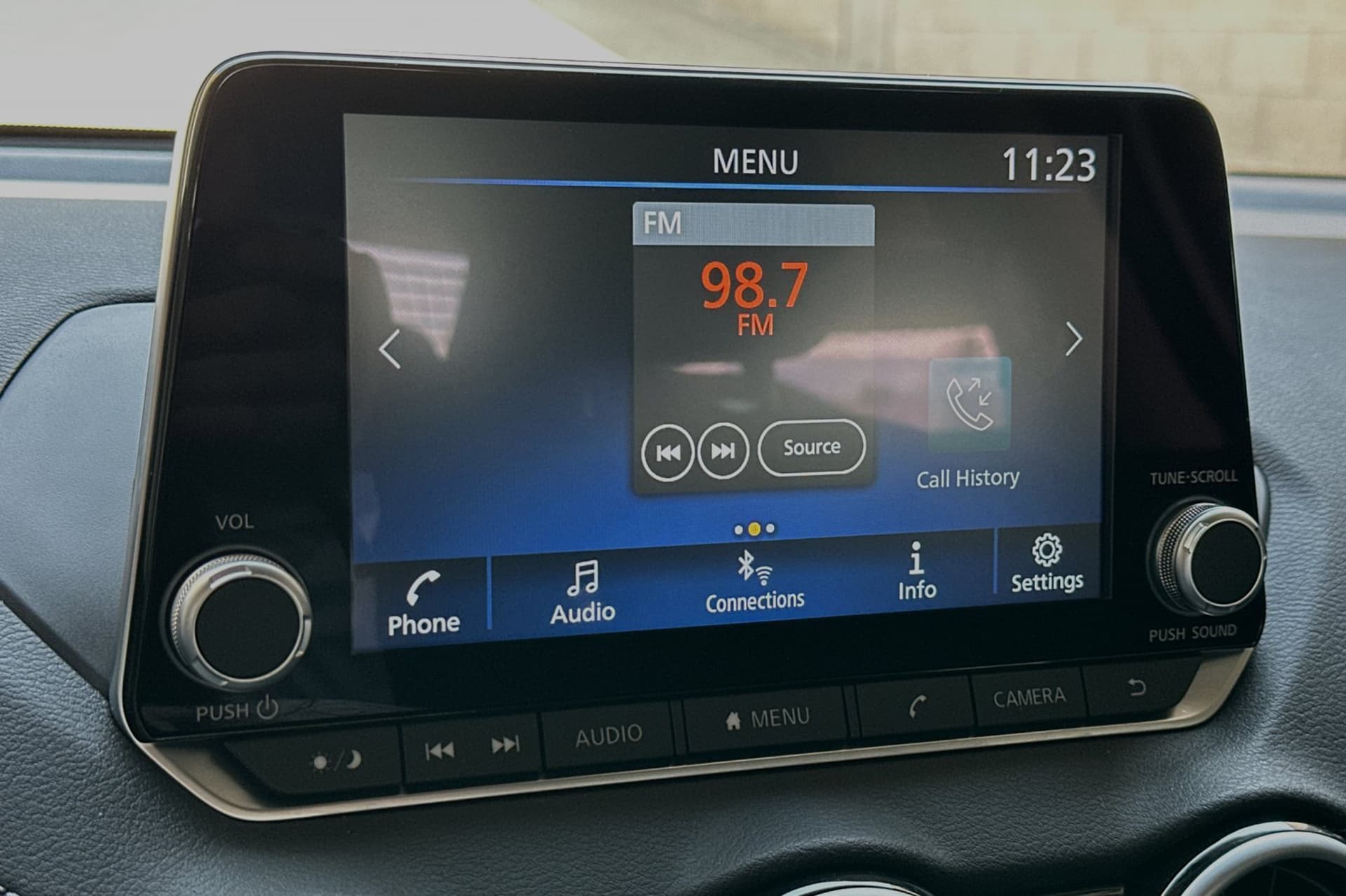 2025 Nissan Sentra SV 14
