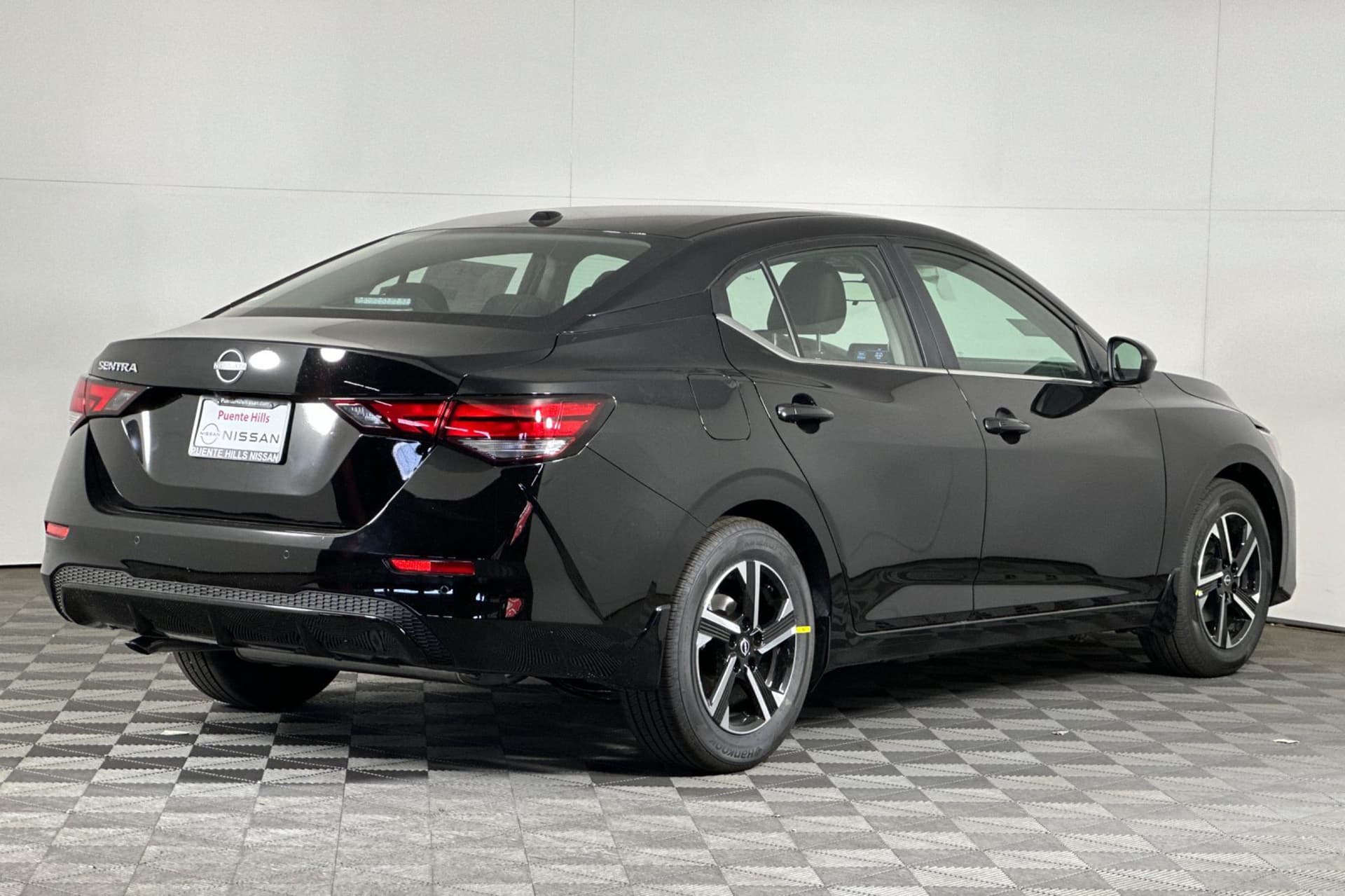 2025 Nissan Sentra SV 3