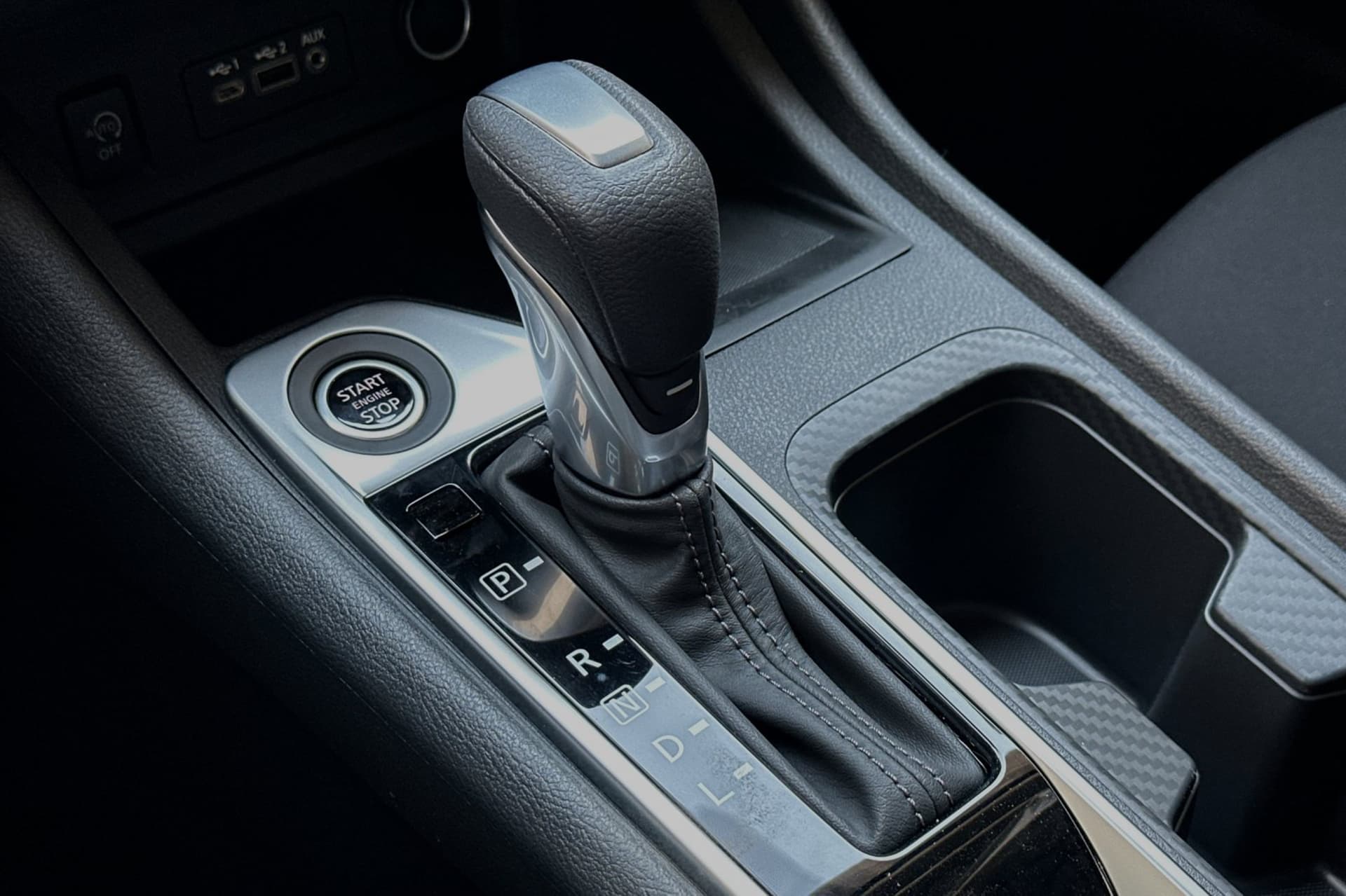 2025 Nissan Sentra SV 17
