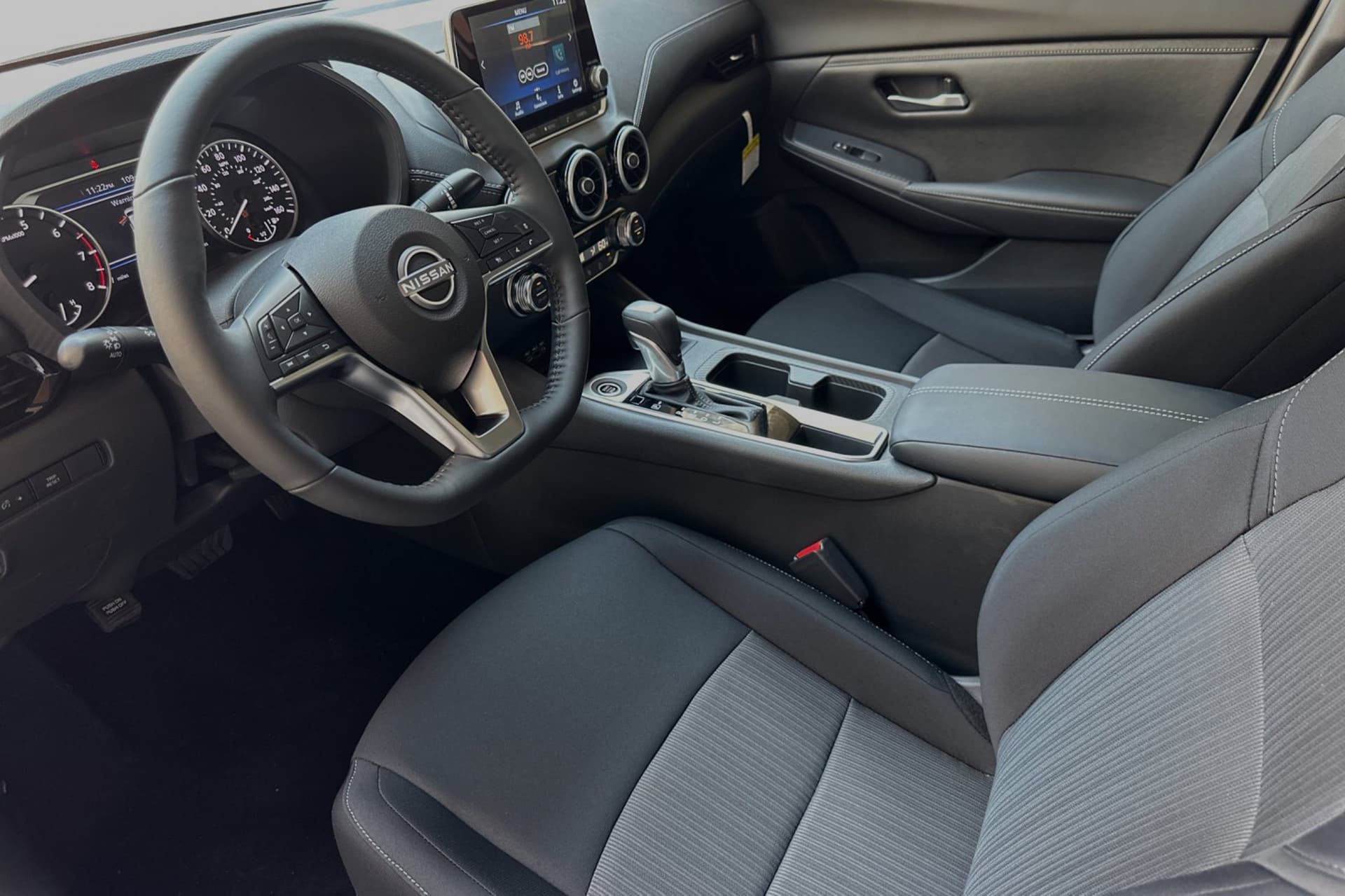 2025 Nissan Sentra SV 7