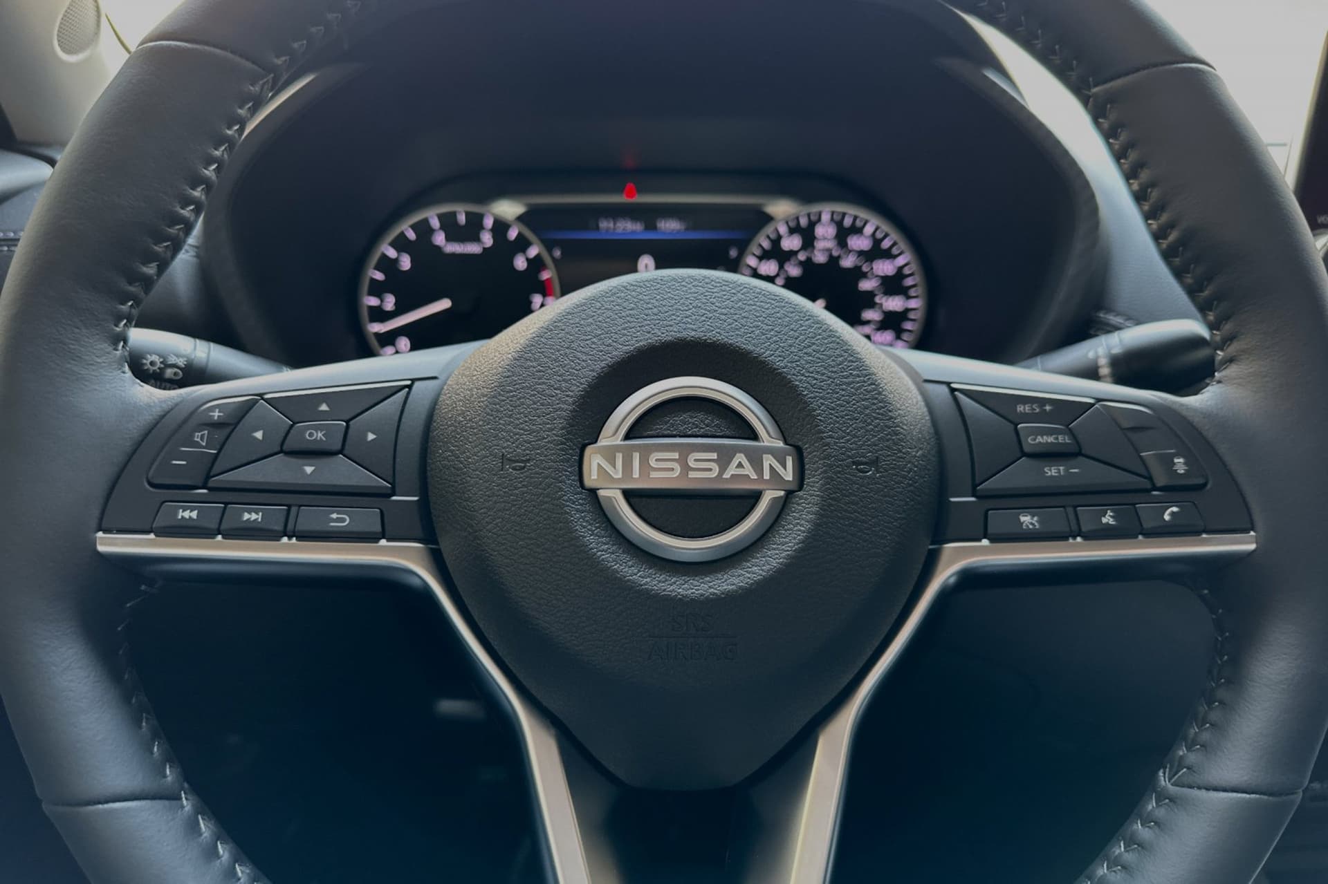 2025 Nissan Sentra SV 19