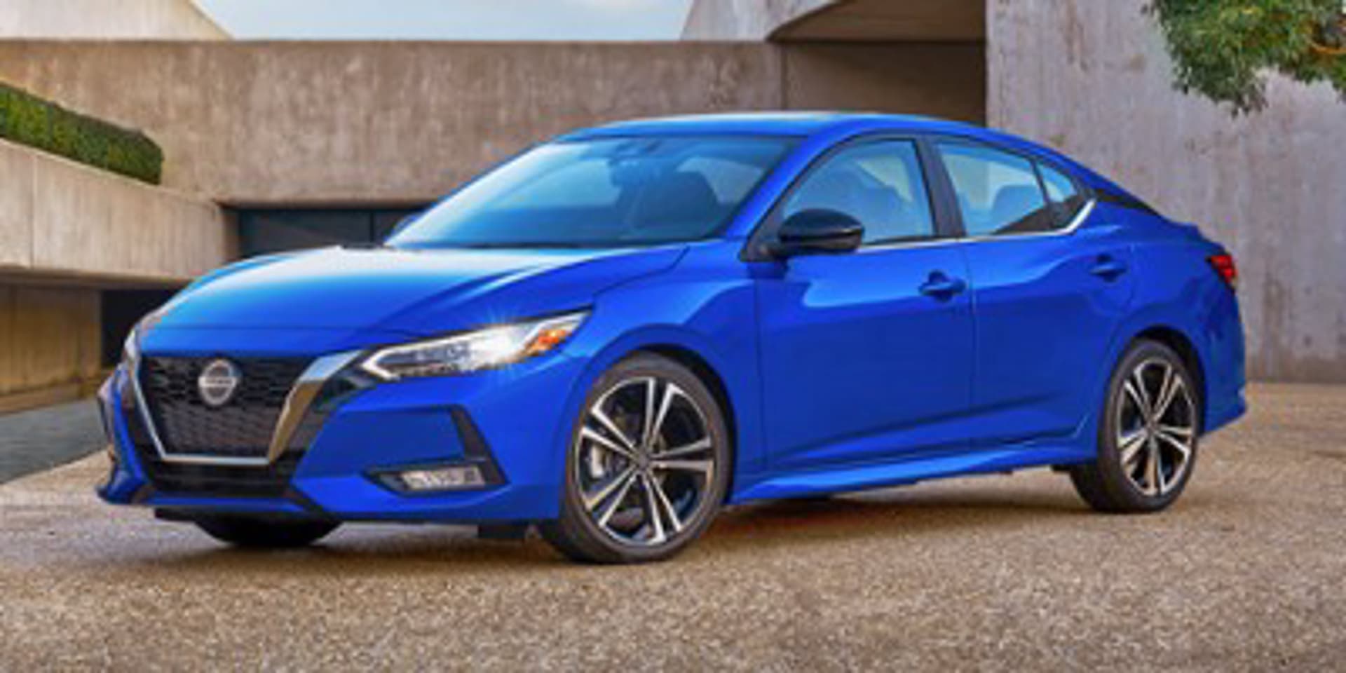 2022 Nissan Sentra SV 1