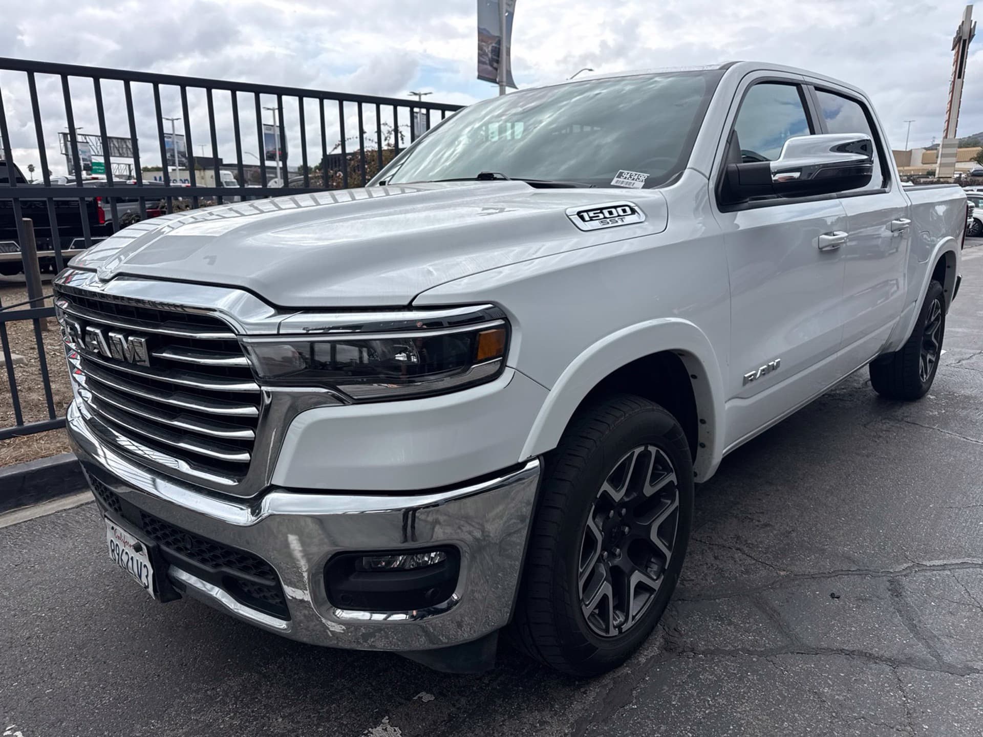 2025 Ram 1500 Laramie 2