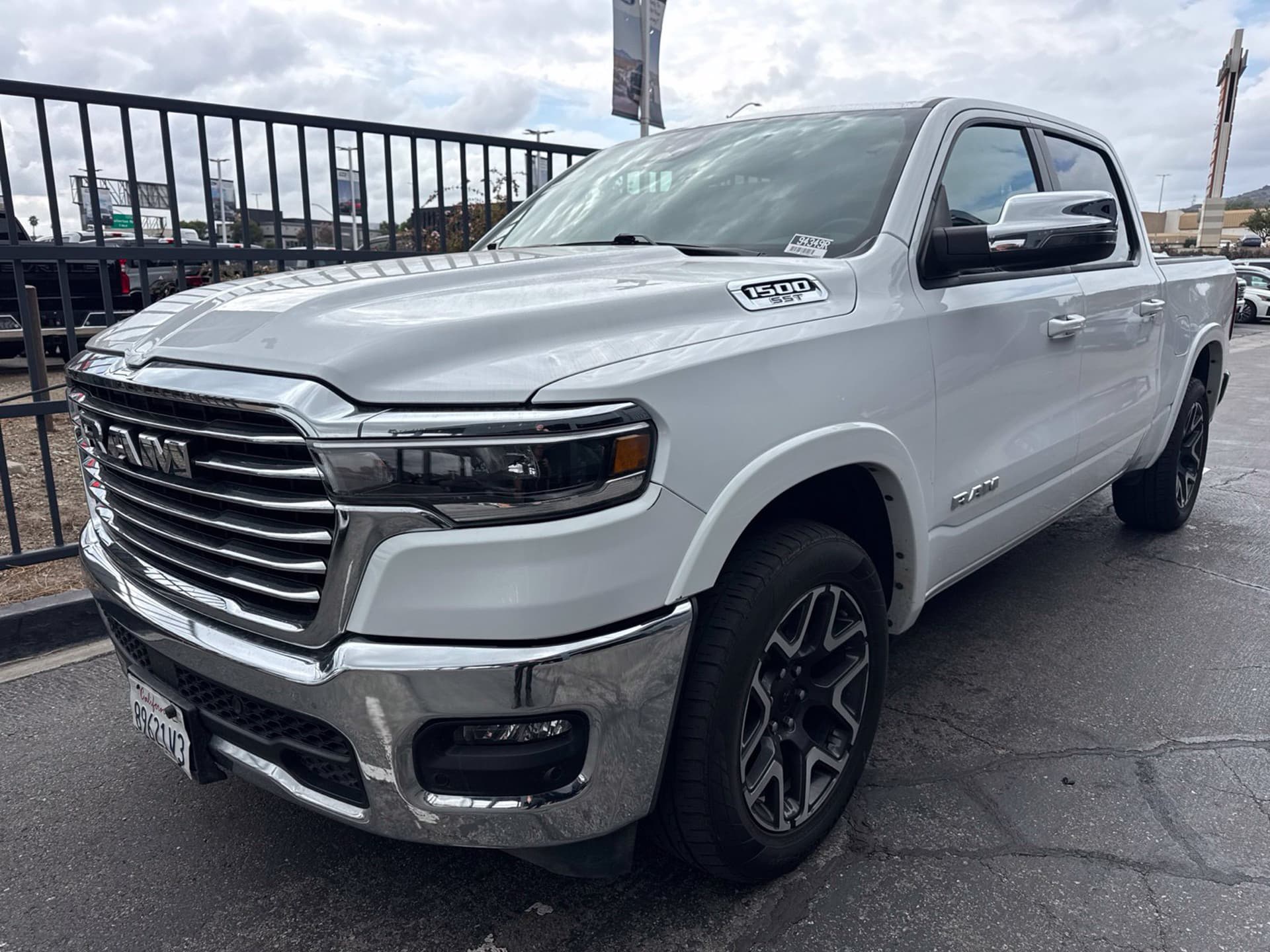 2025 Ram 1500 Laramie 1
